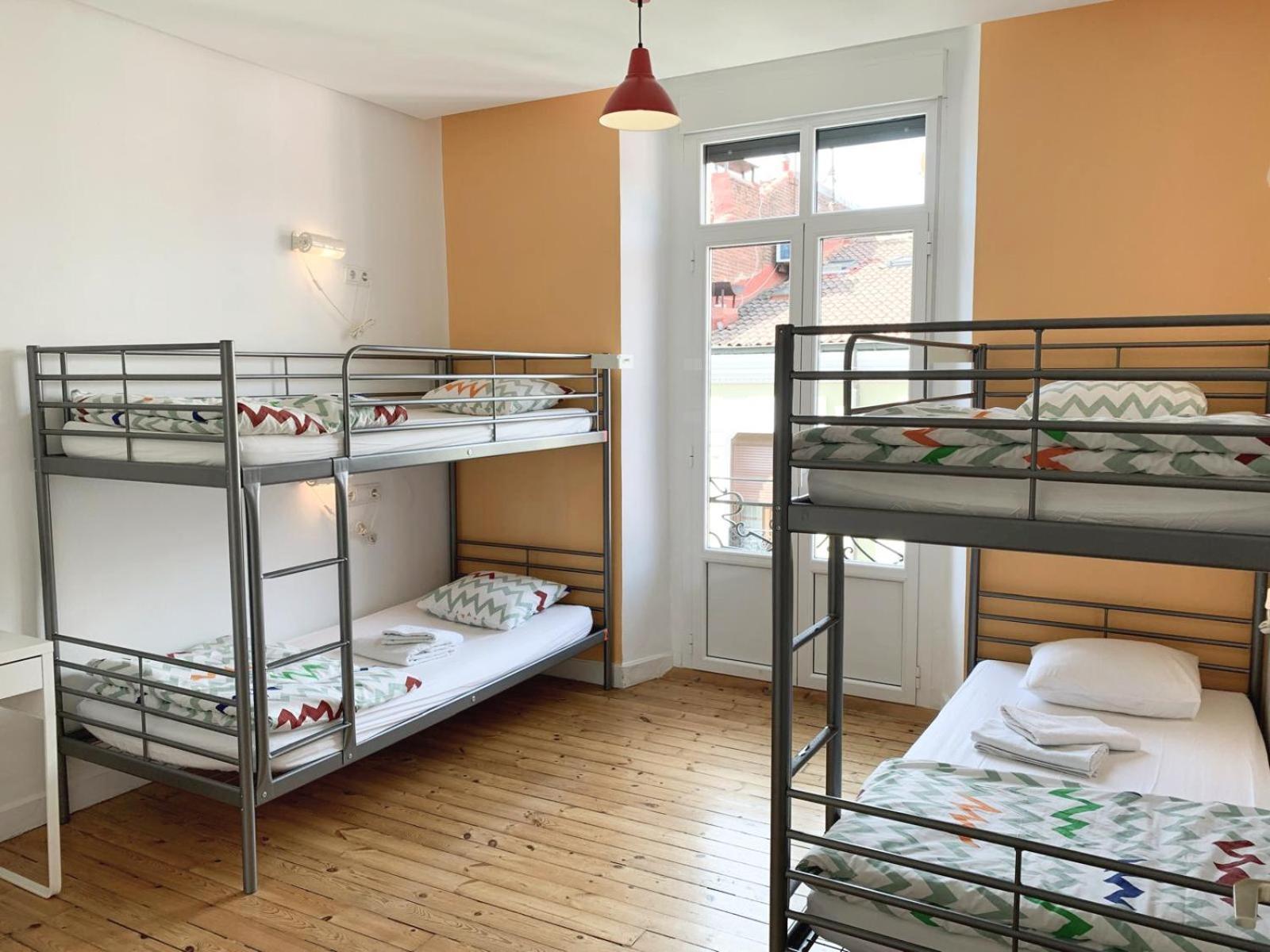 Leon Hostel Ngoại thất bức ảnh
