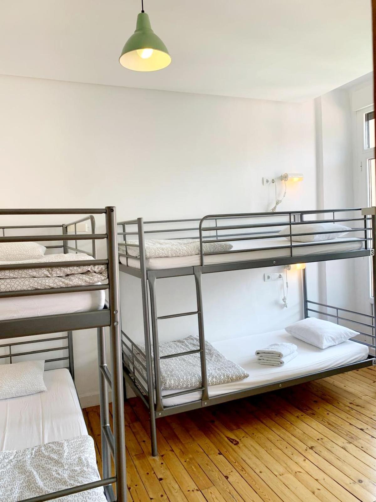 Leon Hostel Ngoại thất bức ảnh