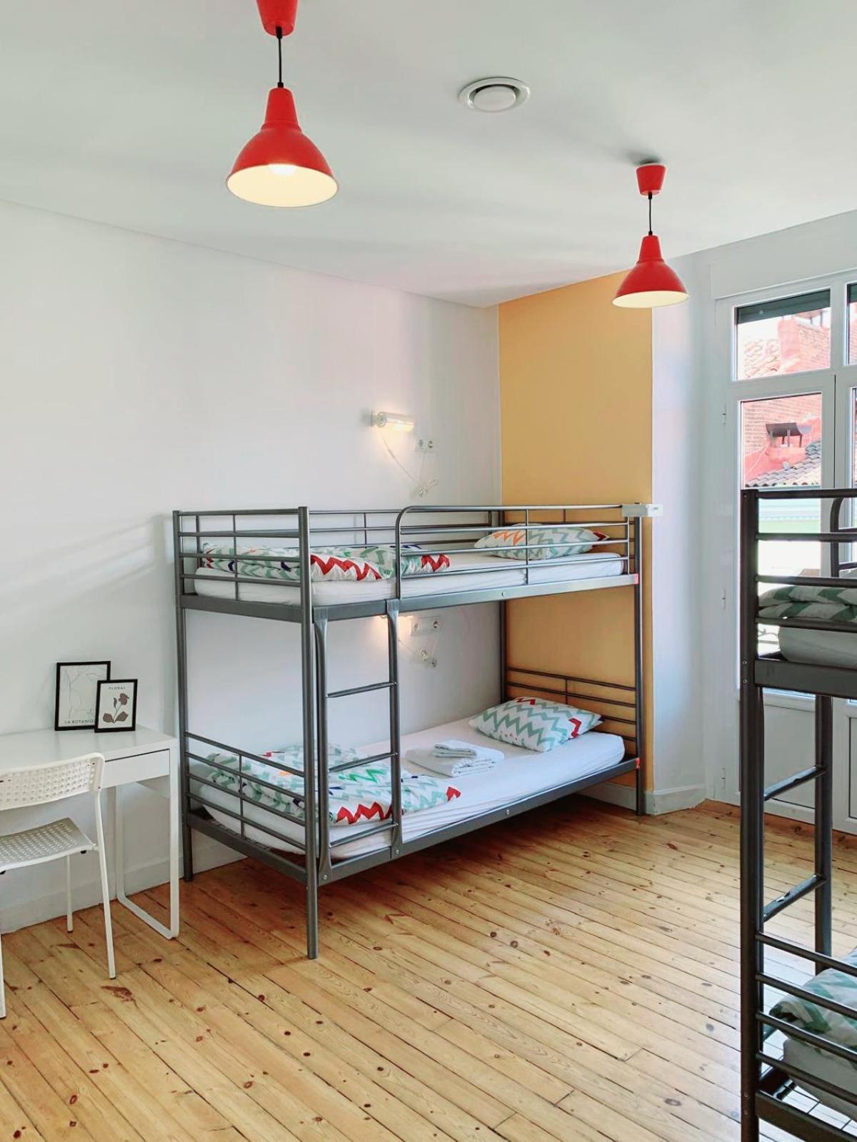 Leon Hostel Ngoại thất bức ảnh